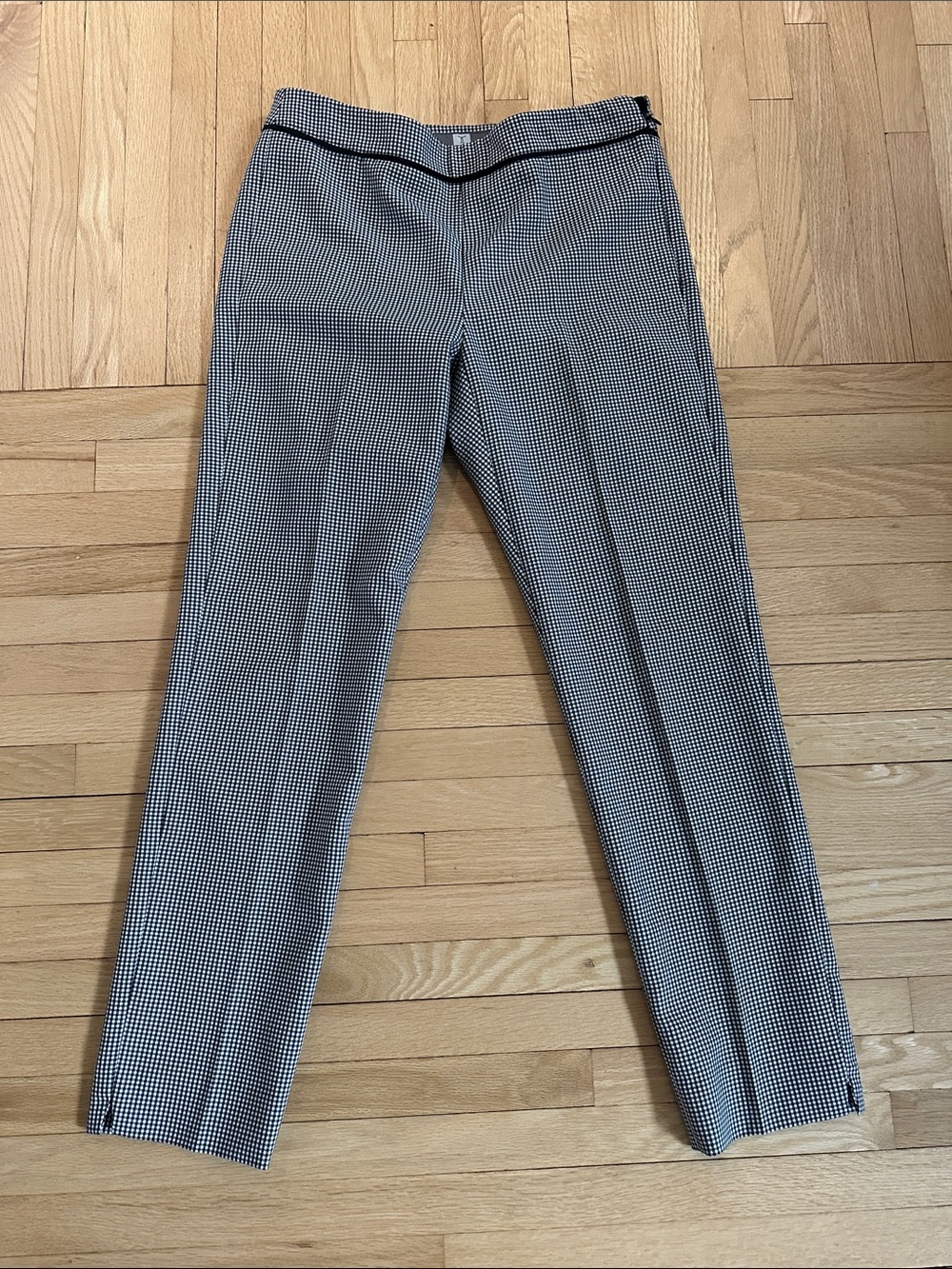 5 for $25 // Tristan black and white gingham pants size 6